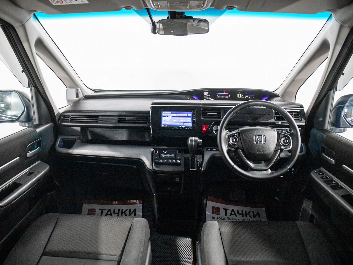 Honda Stepwgn 2020 - фото автомобиля