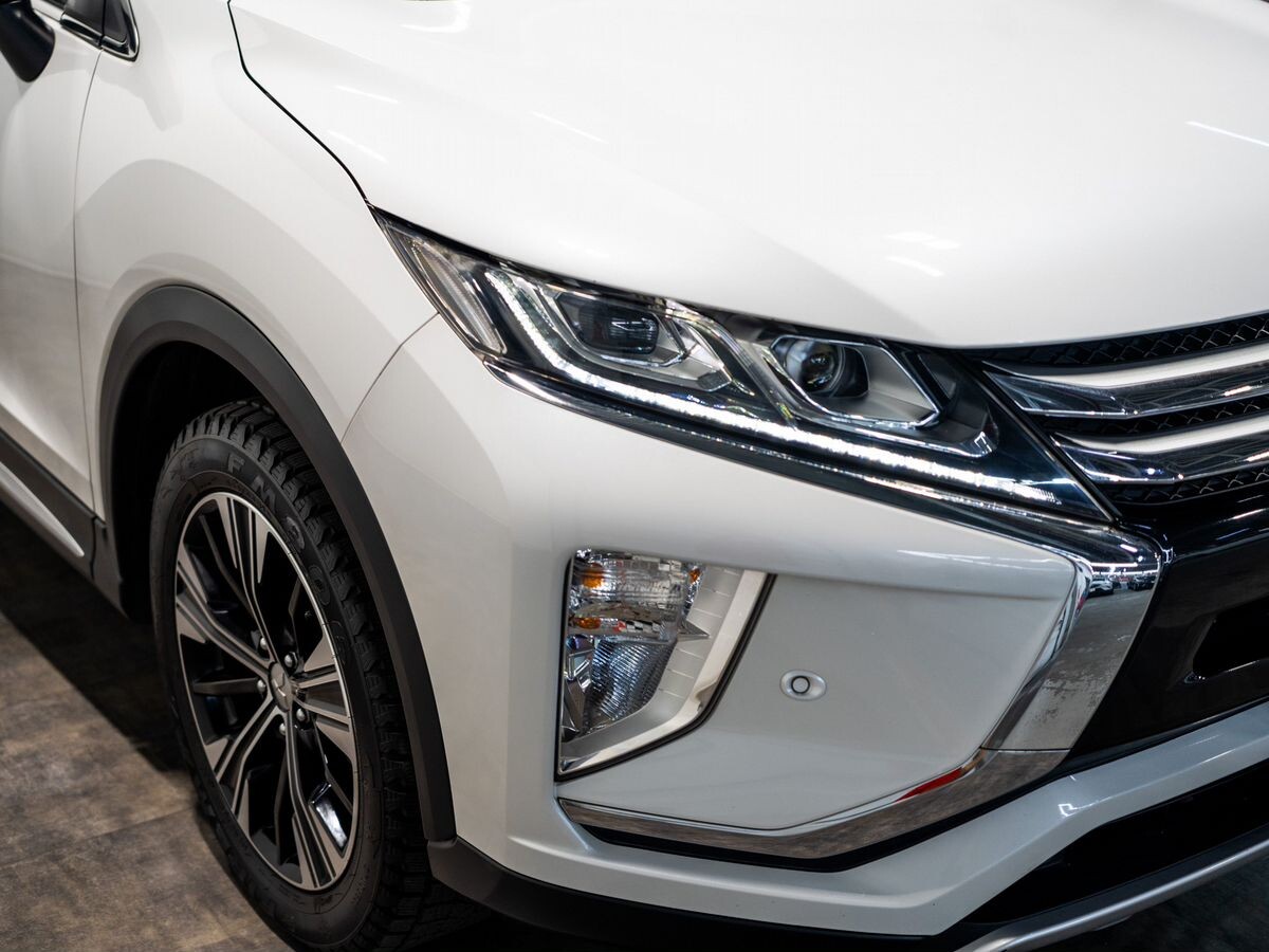Mitsubishi Eclipse Cross 2018 - фото автомобиля