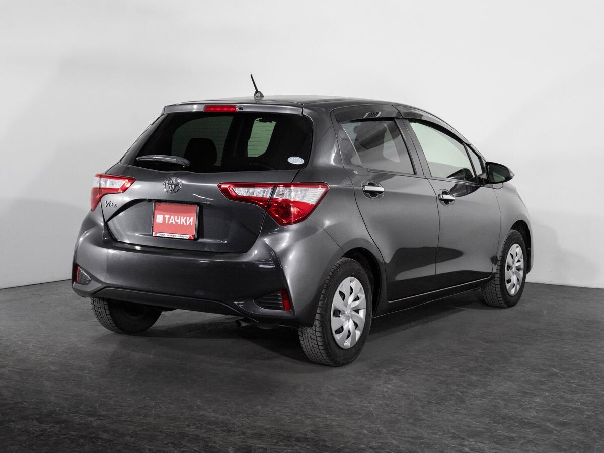 Toyota Vitz 2019 - фото автомобиля
