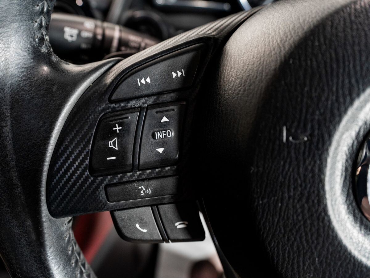 Mazda CX-3 2015 - фото автомобиля