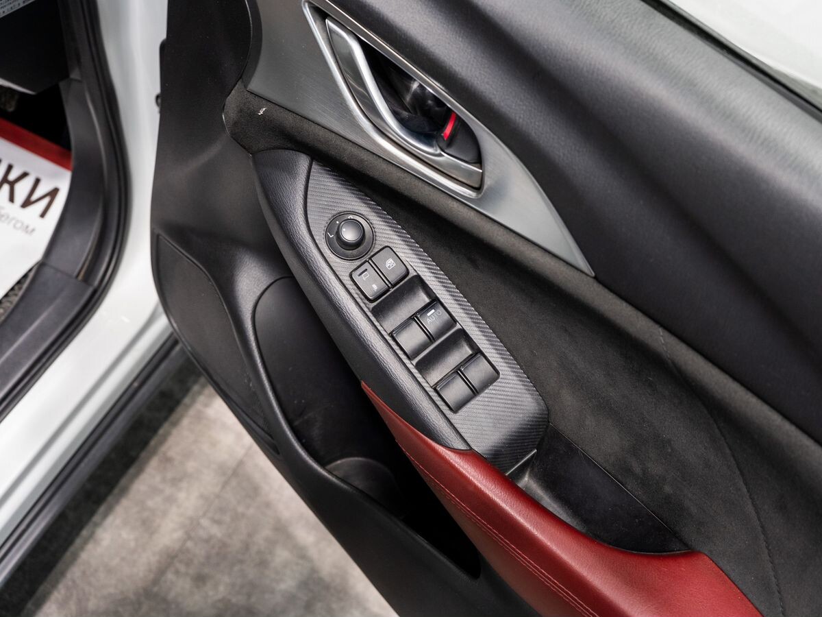 Mazda CX-3 2015 - фото автомобиля