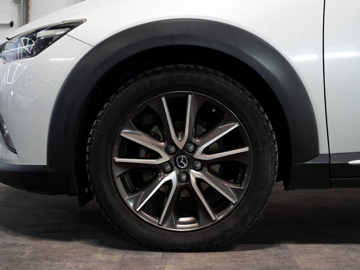 Mazda CX-3 2015 - фото автомобиля