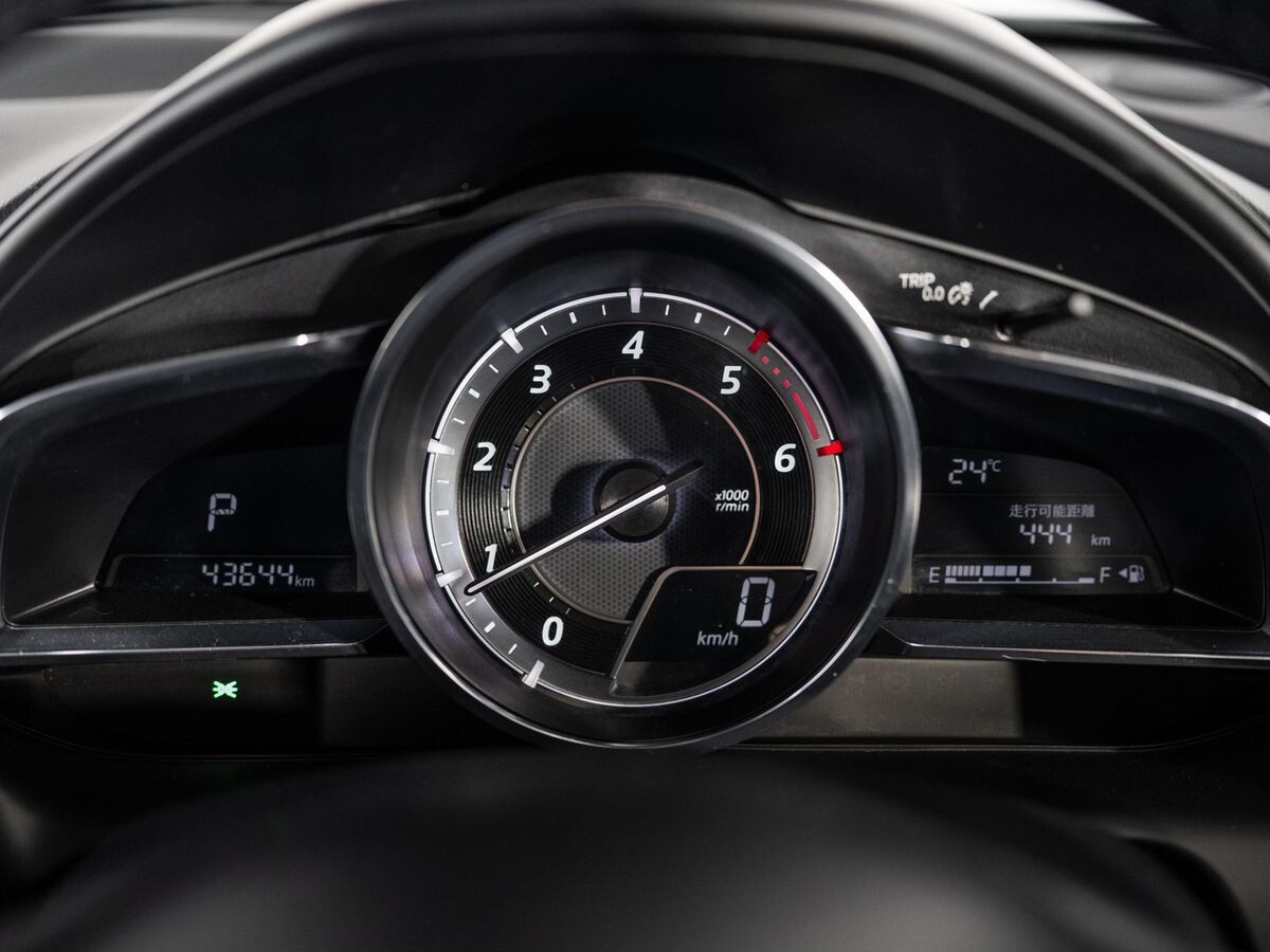 Mazda CX-3 2016 - фото автомобиля