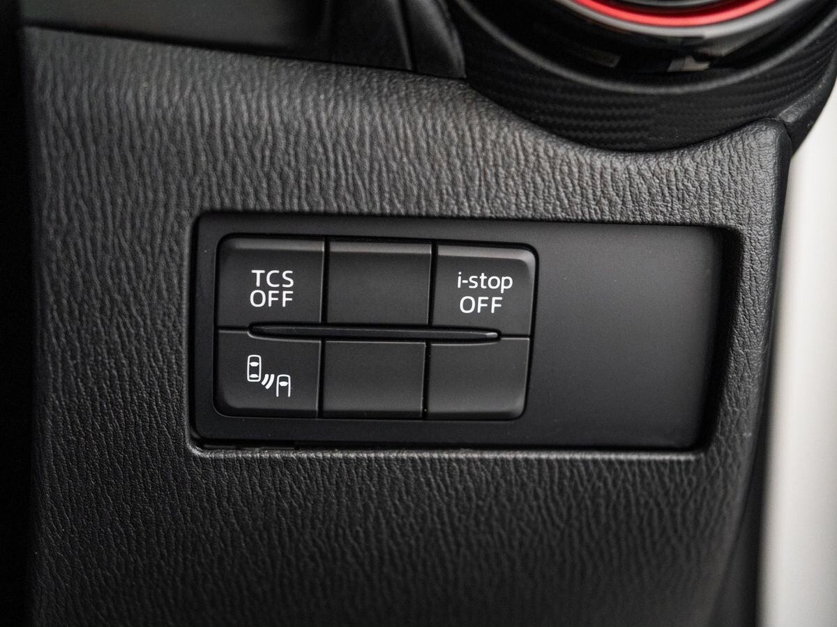 Mazda CX-3 2016 - фото автомобиля