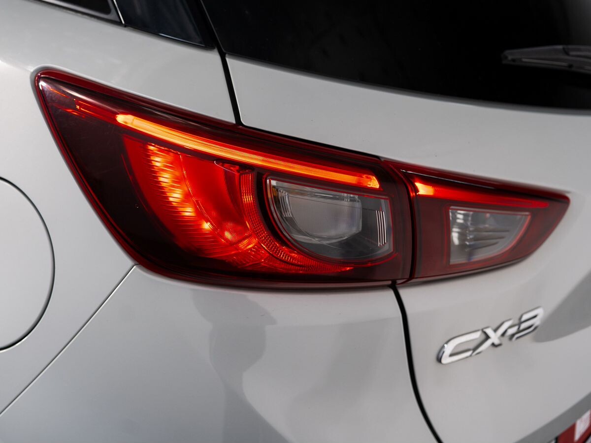 Mazda CX-3 2016 - фото автомобиля