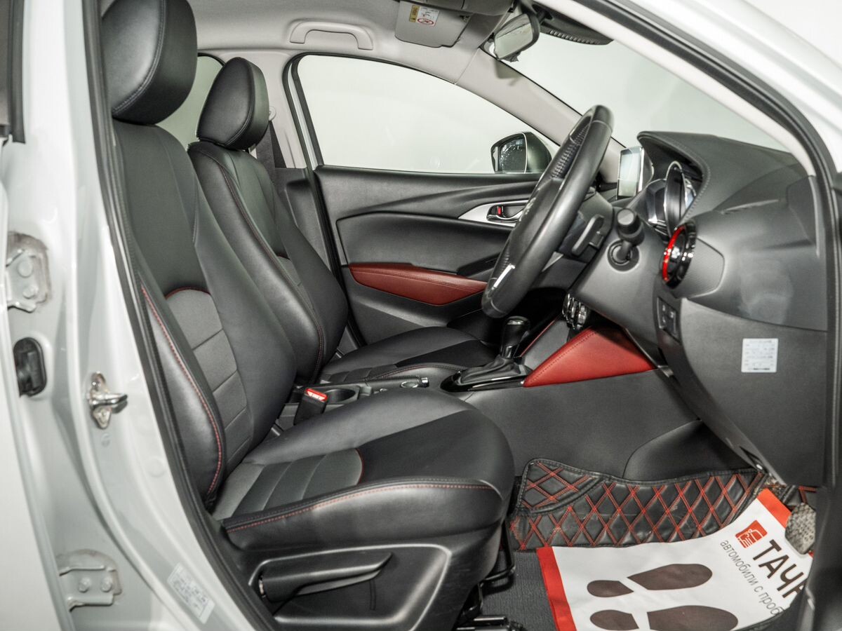 Mazda CX-3 2016 - фото автомобиля