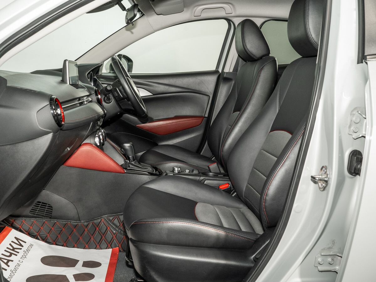 Mazda CX-3 2016 - фото автомобиля