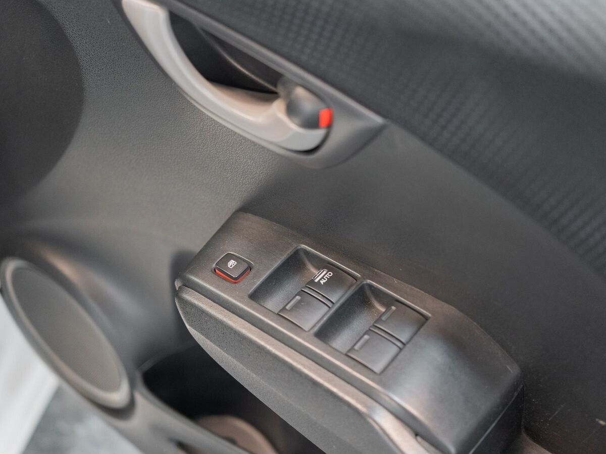 Honda Fit 2012 - фото автомобиля