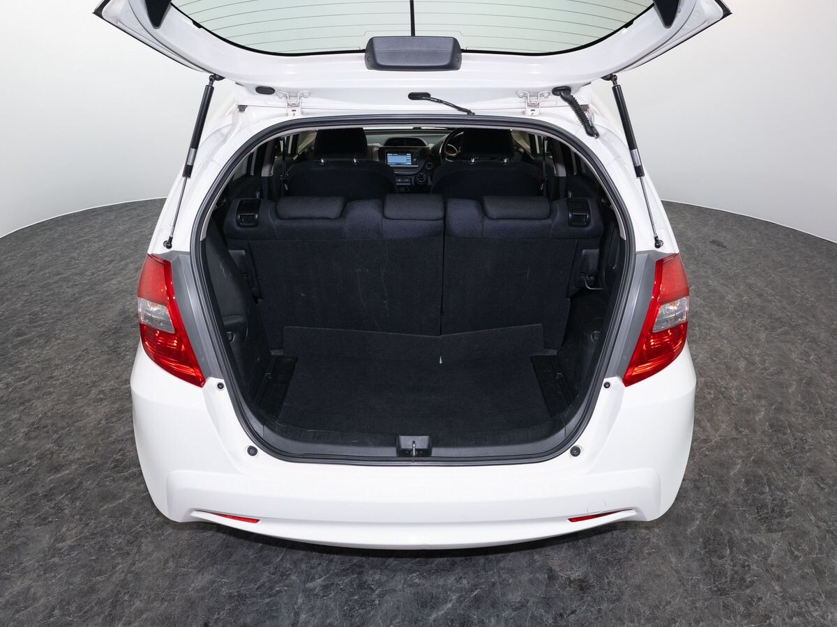 Honda Fit 2012 - фото автомобиля