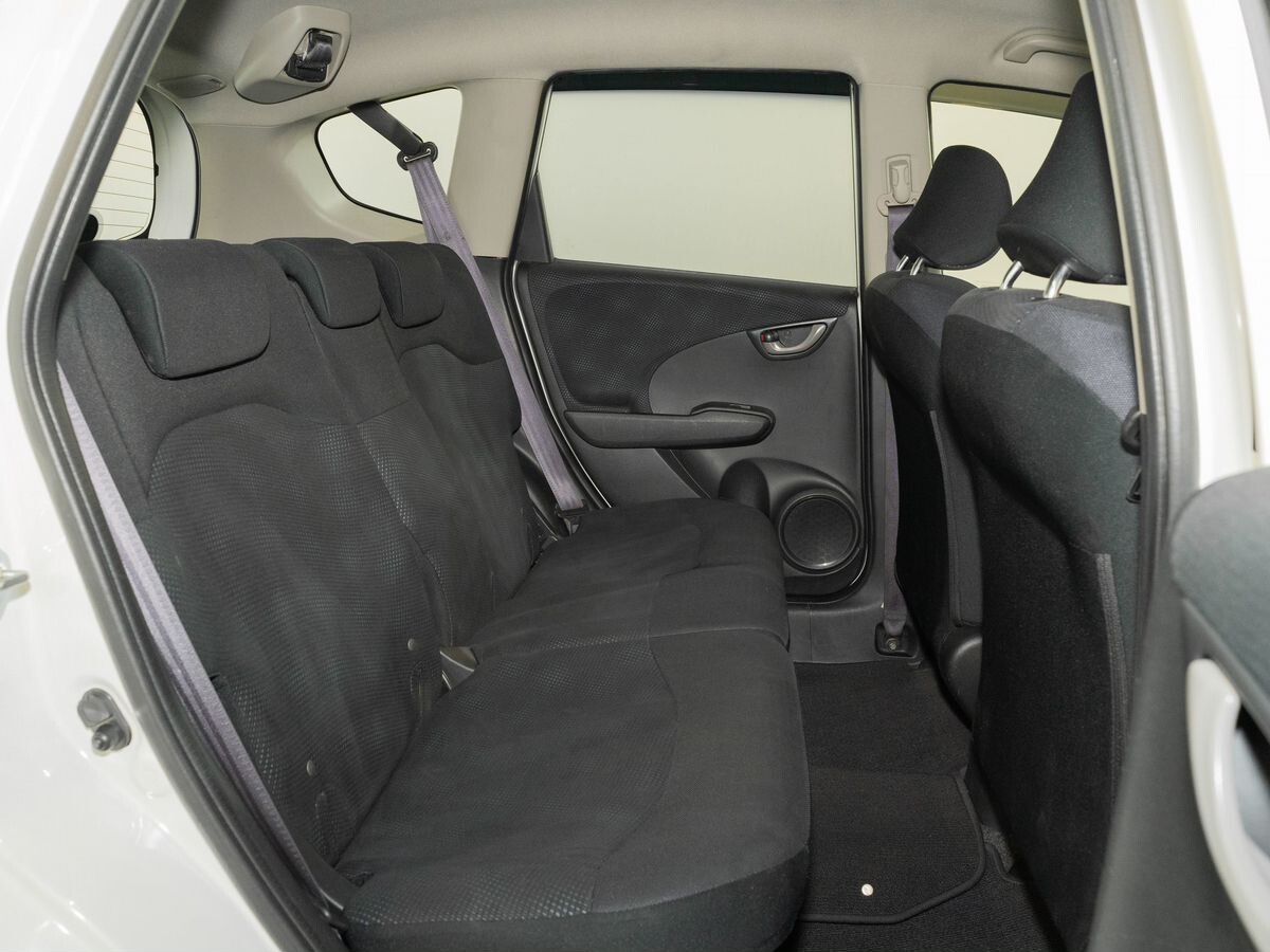 Honda Fit 2012 - фото автомобиля