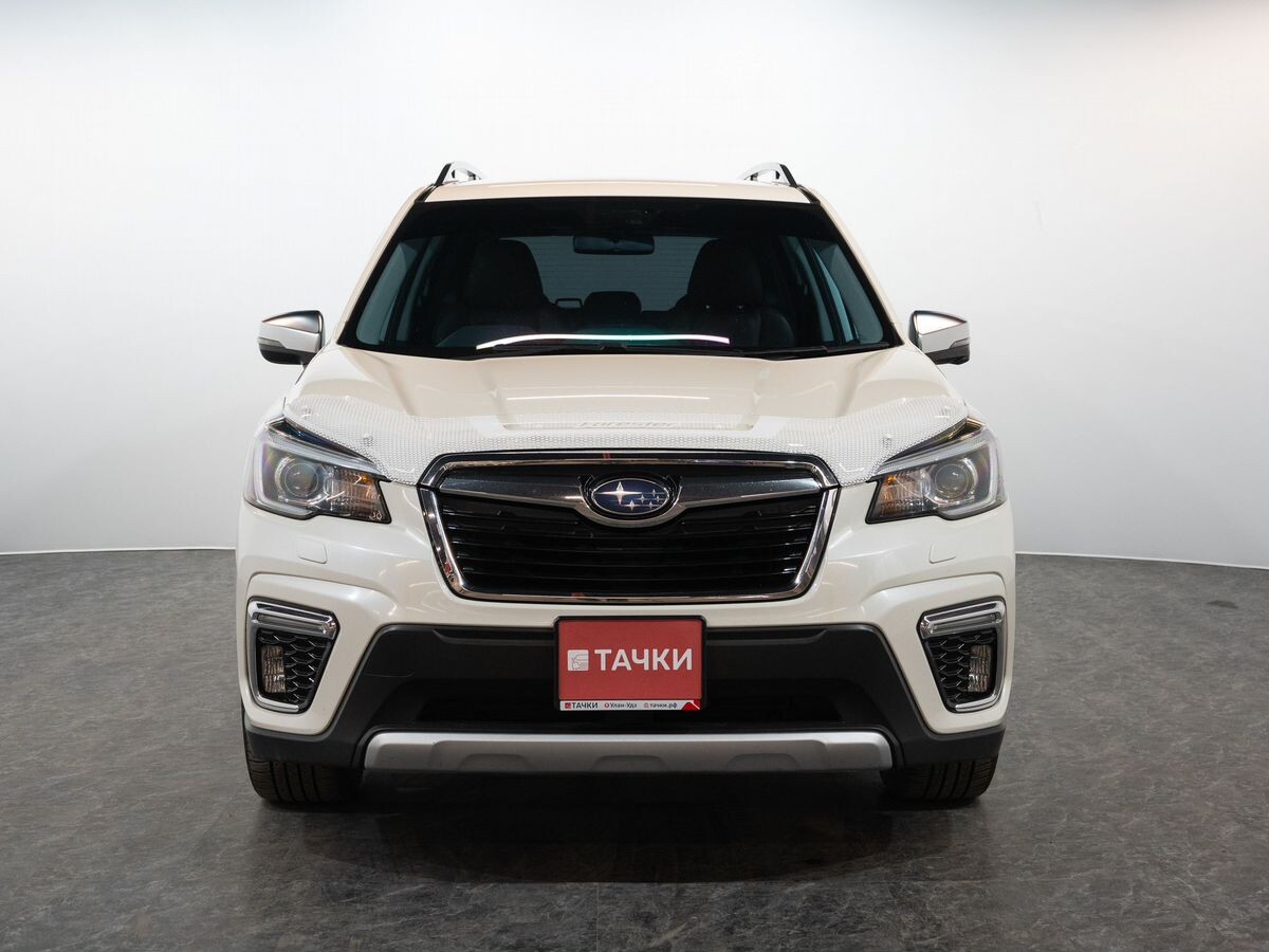 Subaru Forester 2019 - фото автомобиля