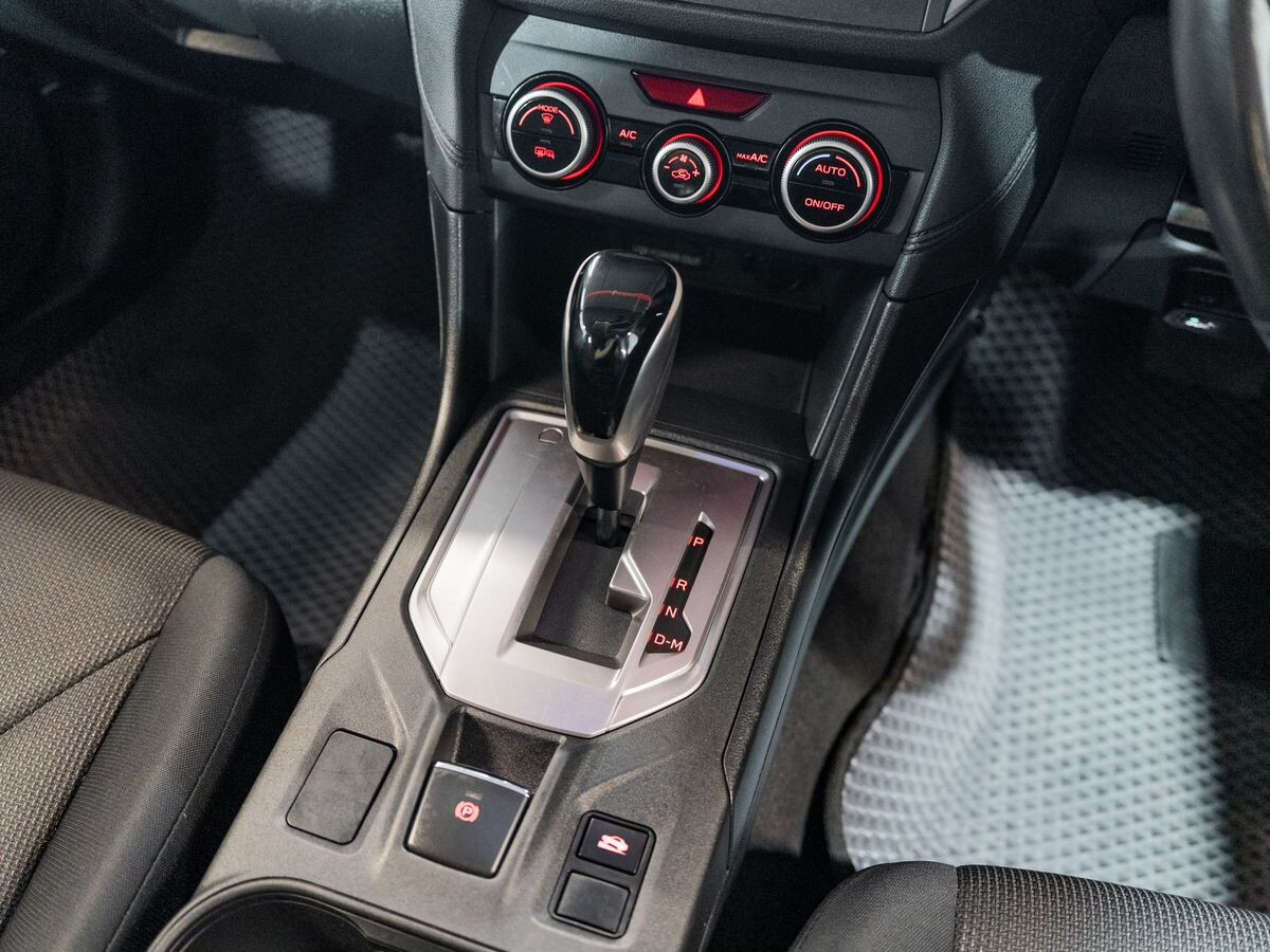 Subaru Impreza 2017 - фото автомобиля