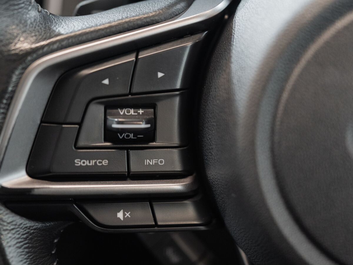 Subaru Impreza 2017 - фото автомобиля