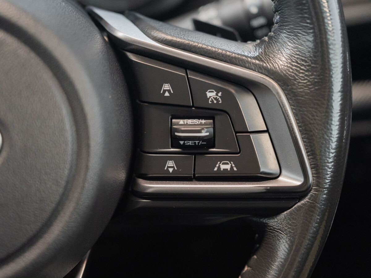 Subaru Impreza 2017 - фото автомобиля