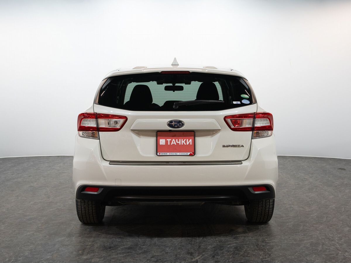 Subaru Impreza 2017 - фото автомобиля