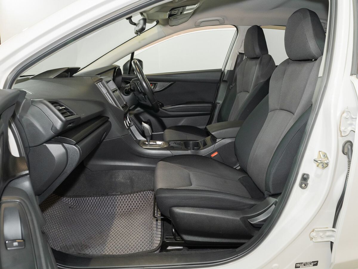 Subaru Impreza 2017 - фото автомобиля