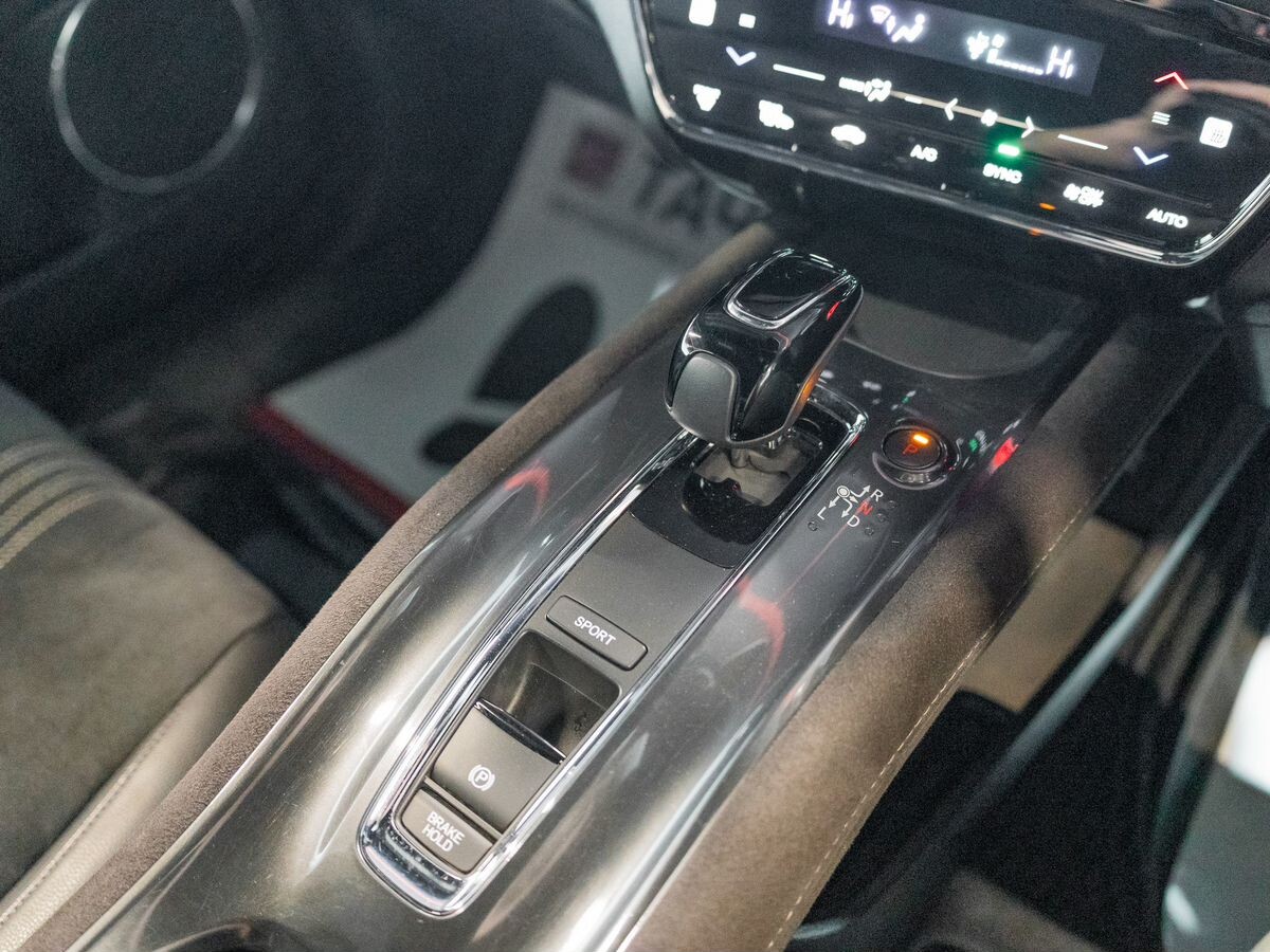 Honda Vezel 2018 - фото автомобиля