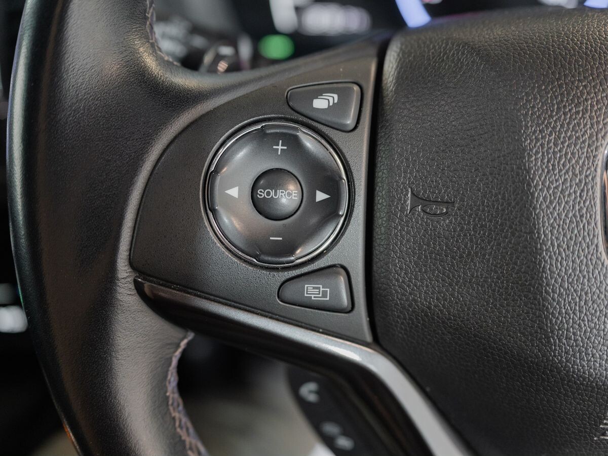 Honda Vezel 2018 - фото автомобиля