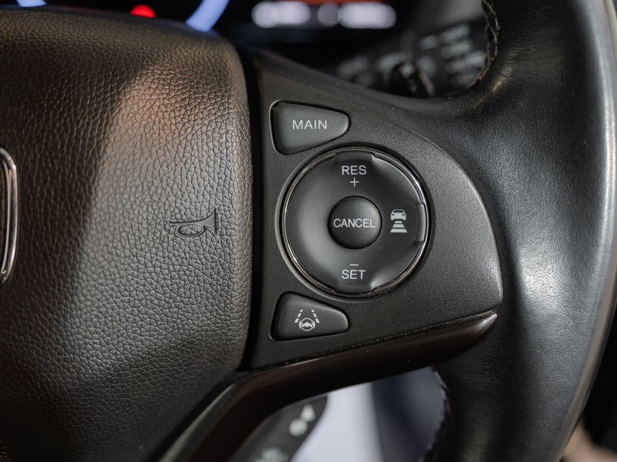 Honda Vezel 2018 - фото автомобиля