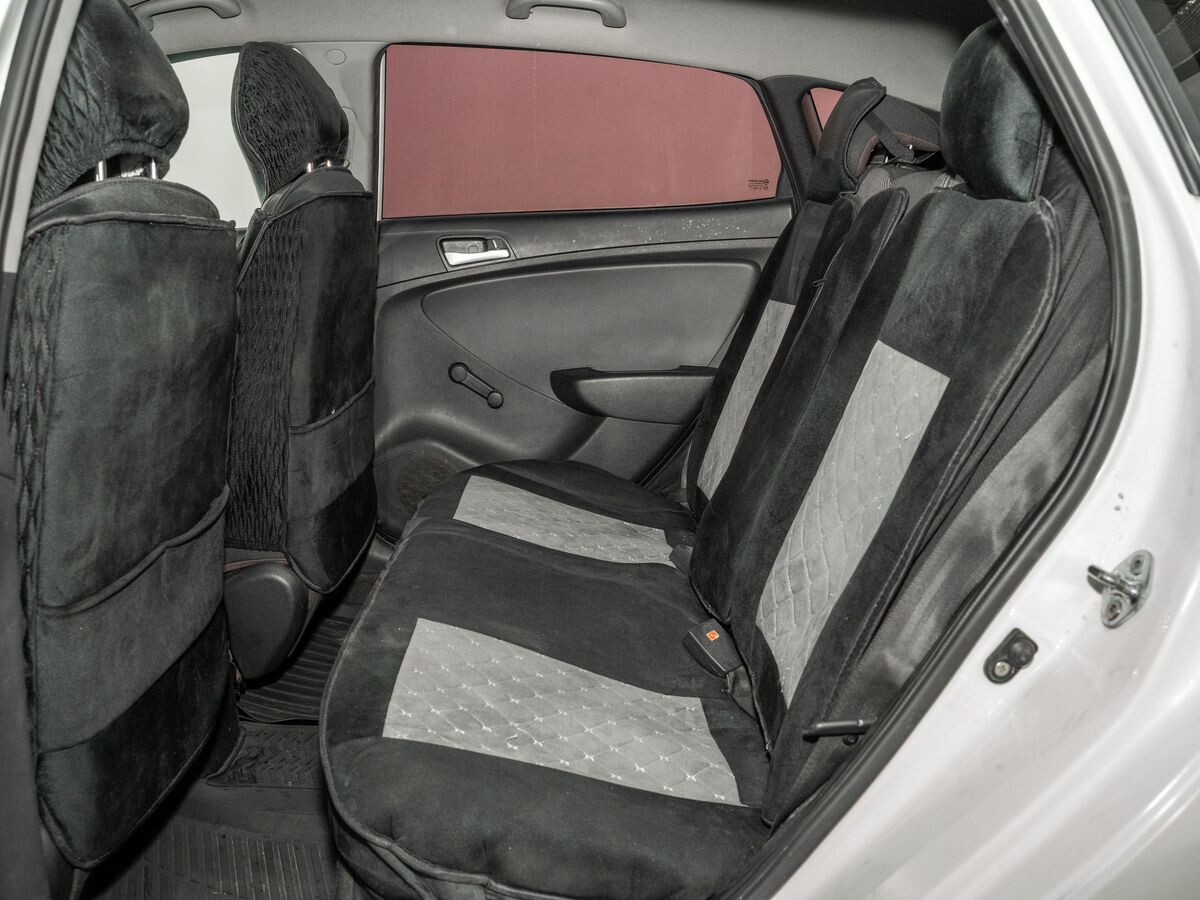 Hyundai Solaris 2012 - фото автомобиля