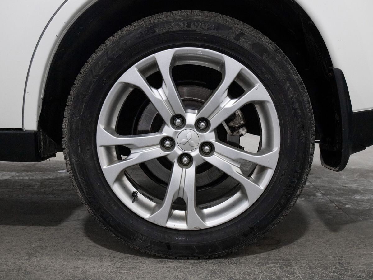 Mitsubishi Outlander 2013 - фото автомобиля