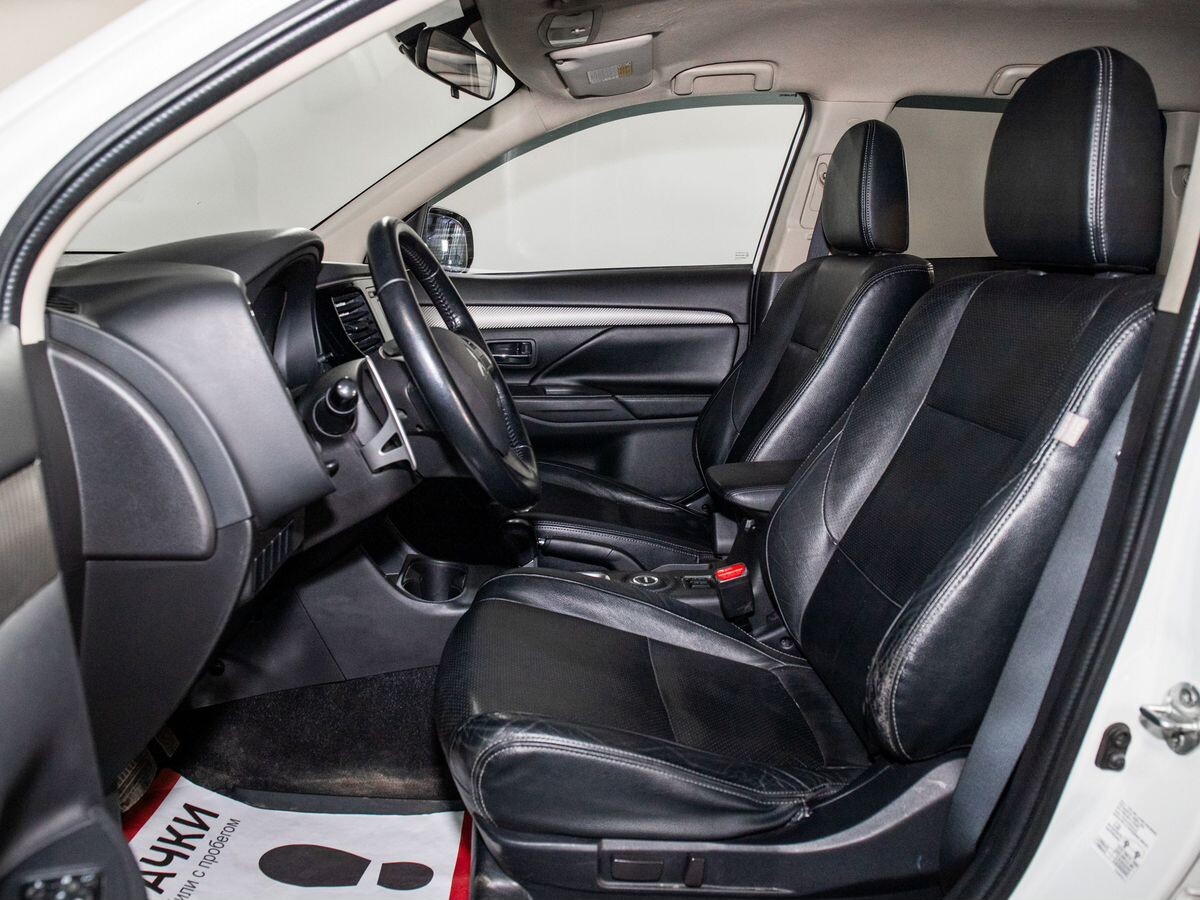 Mitsubishi Outlander 2013 - фото автомобиля