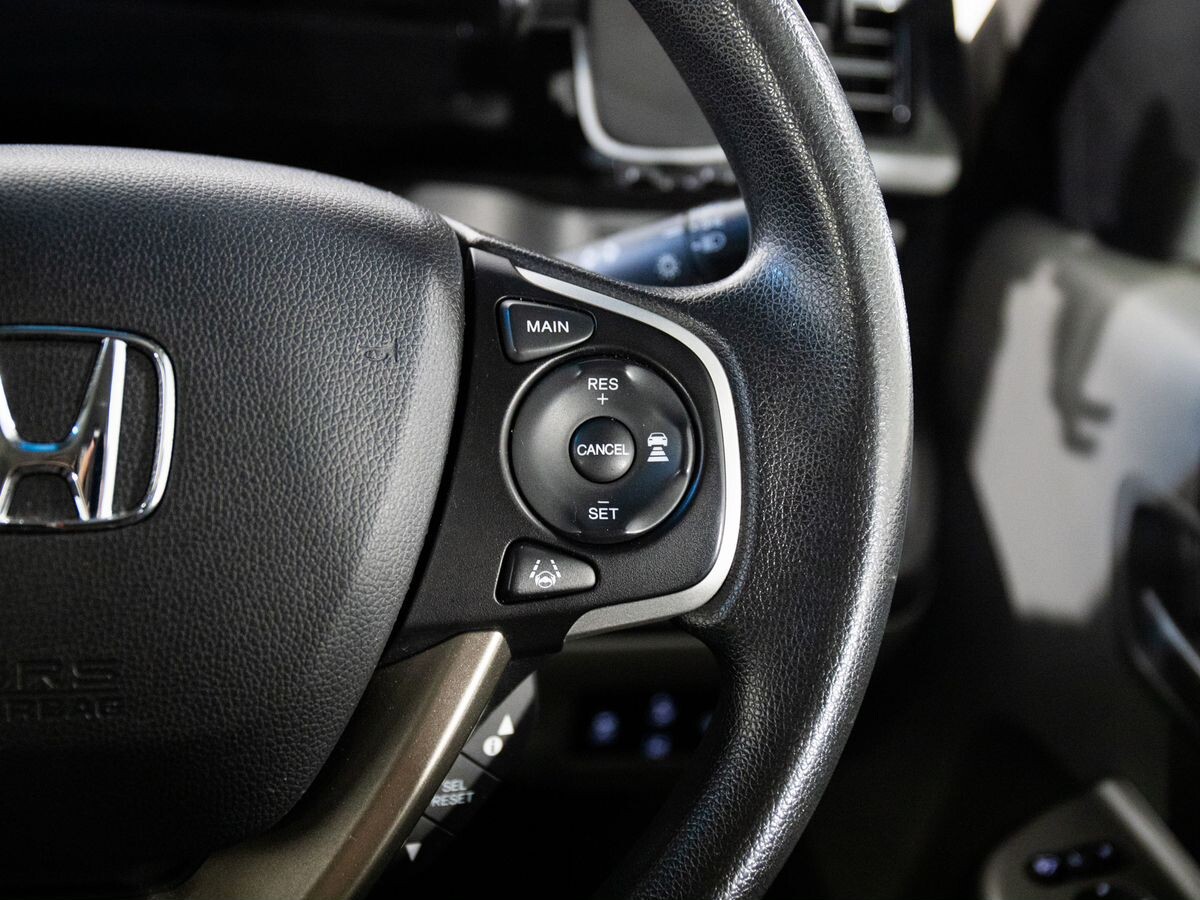 Honda Stepwgn 2016 - фото автомобиля