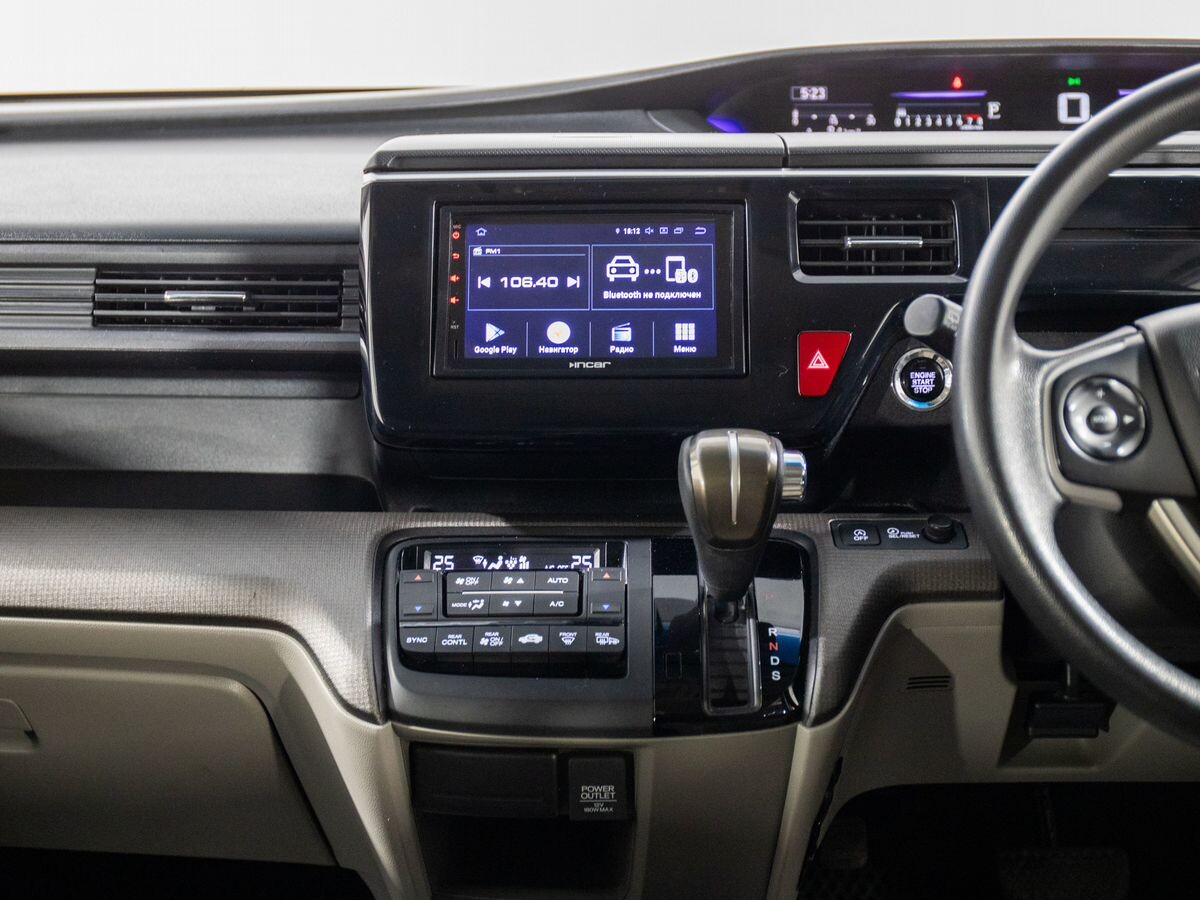 Honda Stepwgn 2016 - фото автомобиля