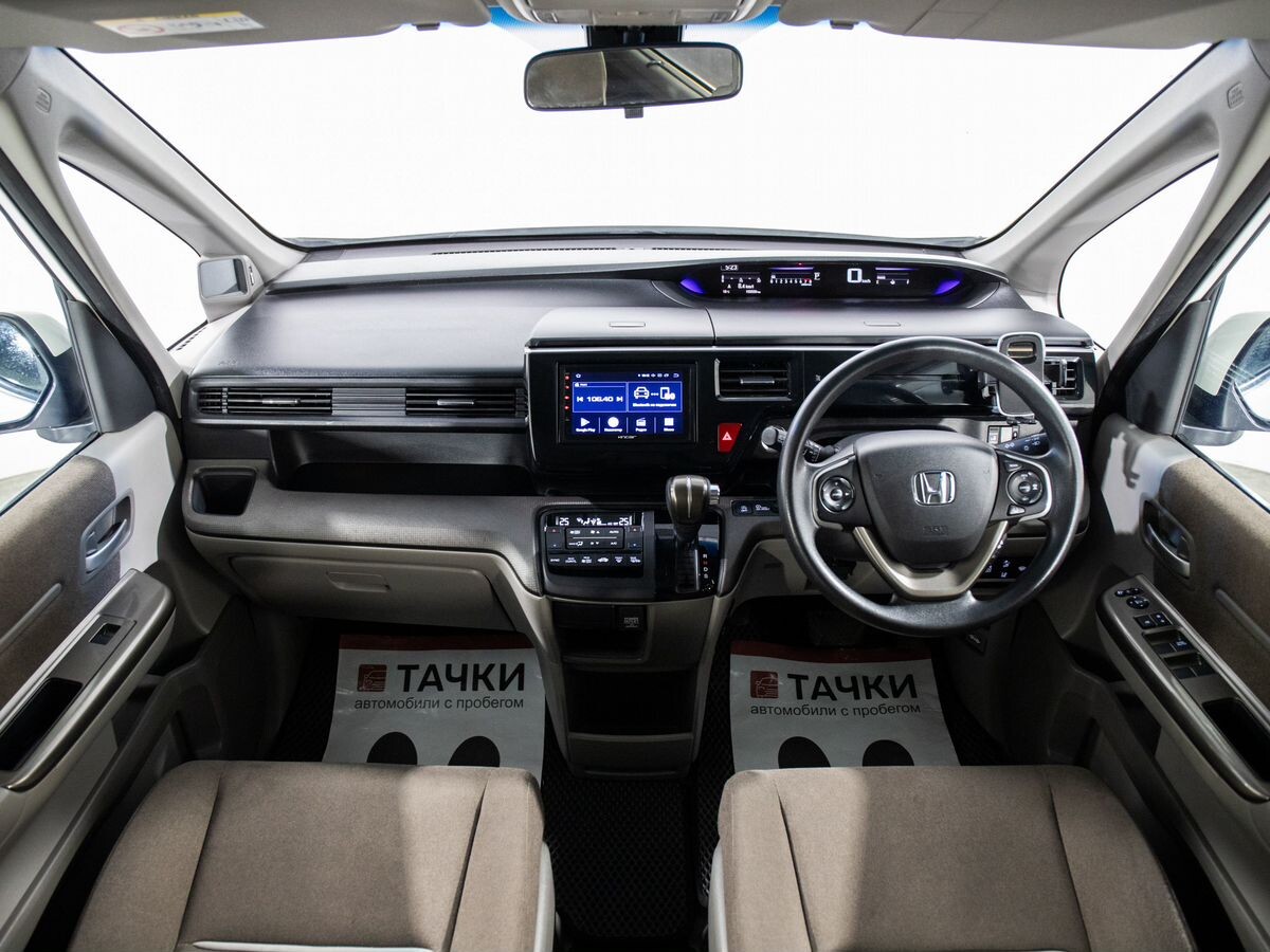 Honda Stepwgn 2016 - фото автомобиля