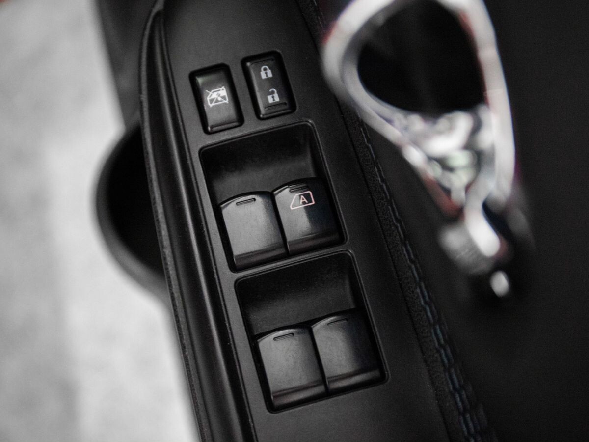 Nissan Note 2013 - фото автомобиля