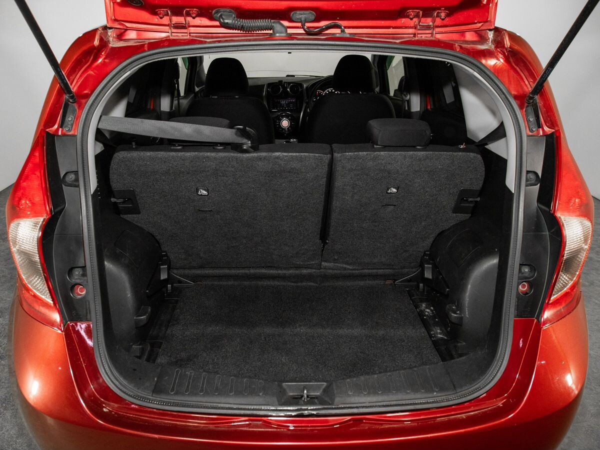 Nissan Note 2013 - фото автомобиля