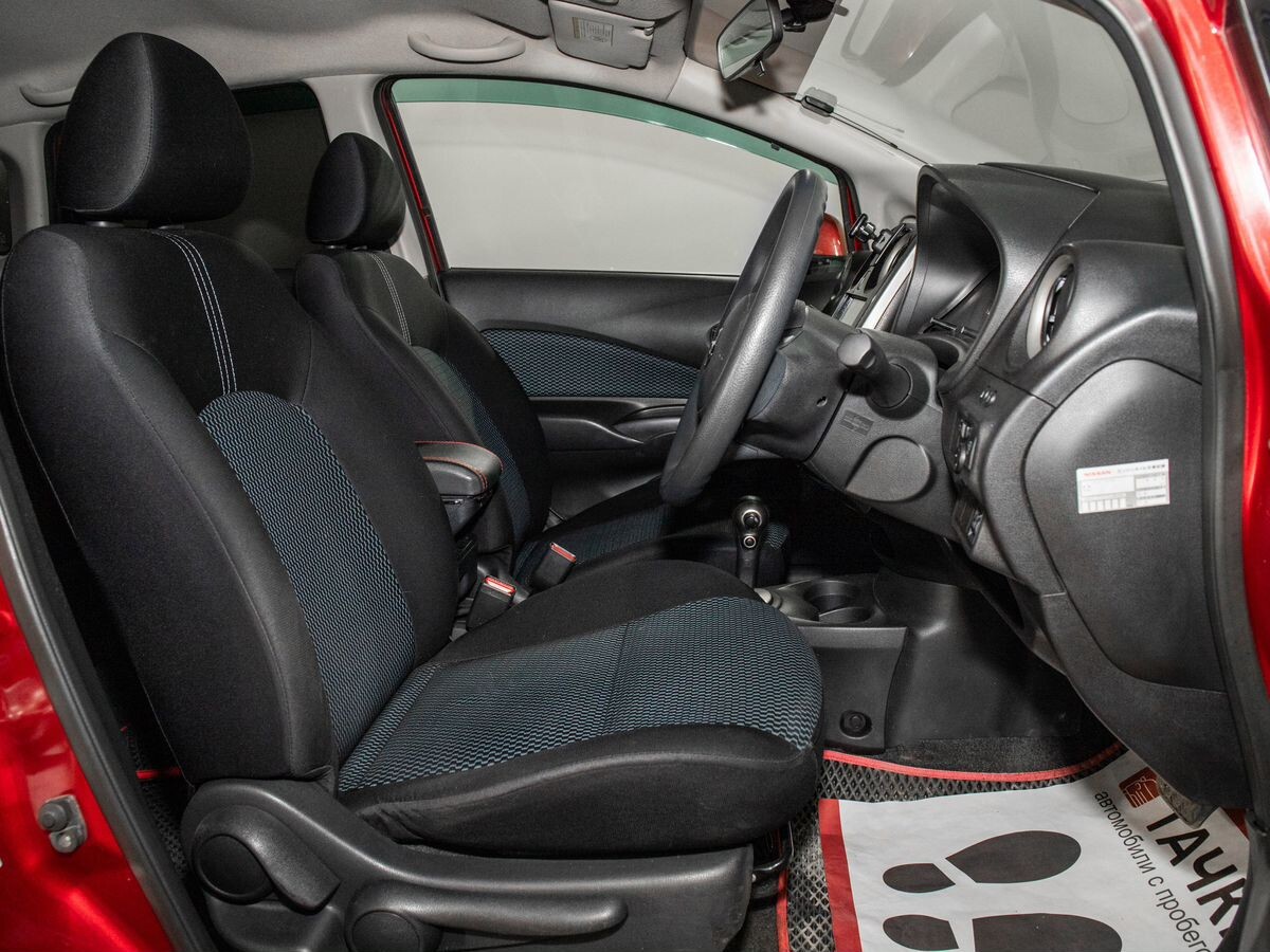 Nissan Note 2013 - фото автомобиля