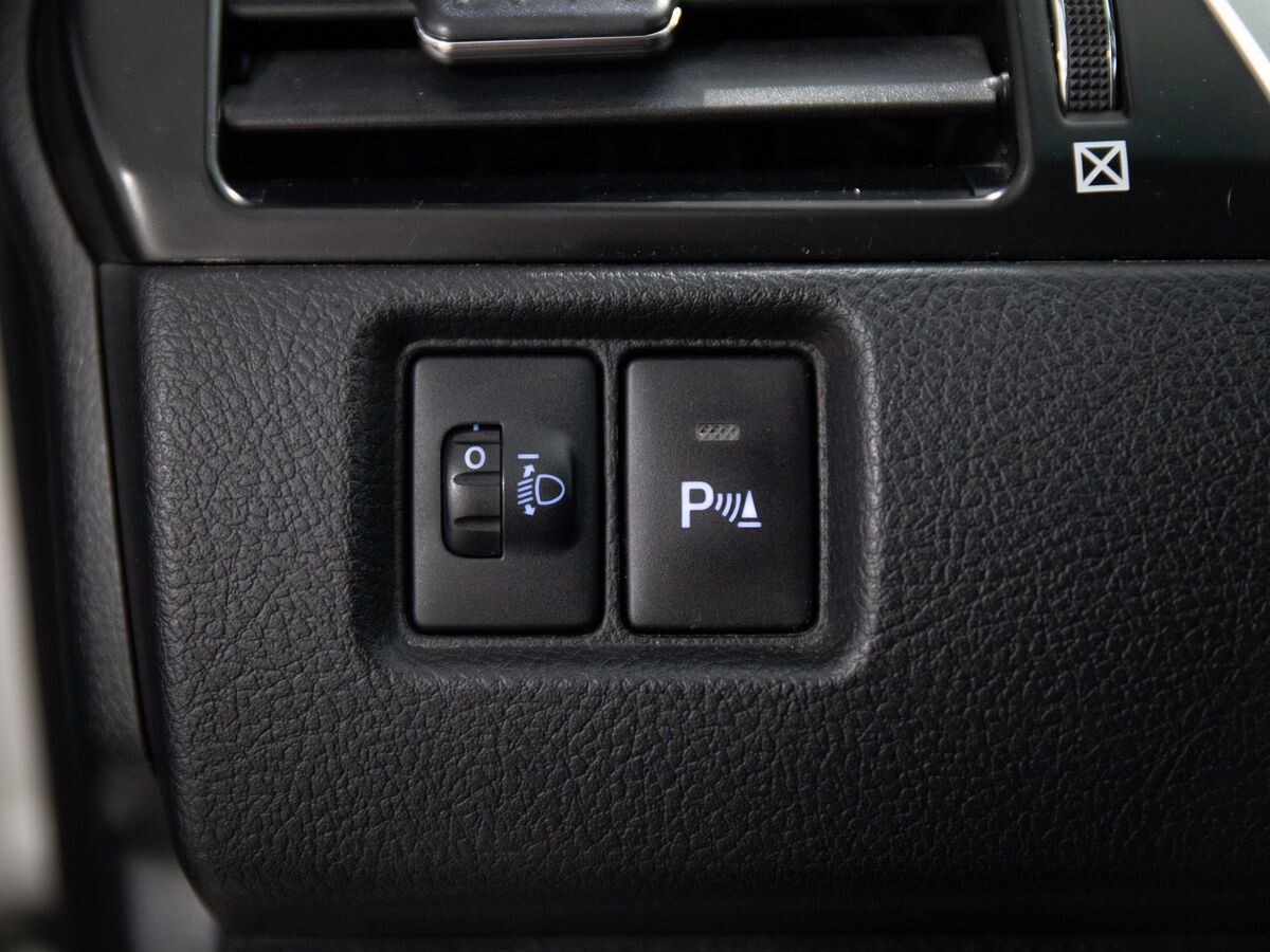 Toyota Camry 2014 - фото автомобиля