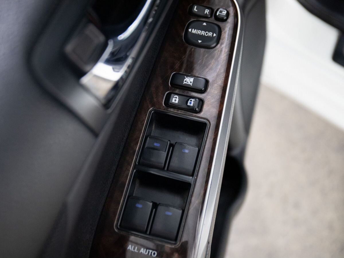 Toyota Camry 2014 - фото автомобиля