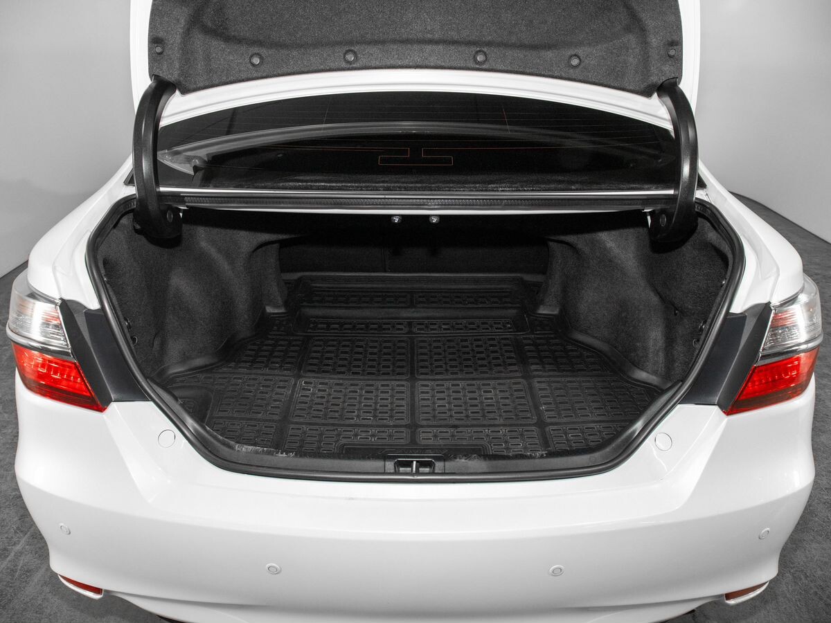 Toyota Camry 2014 - фото автомобиля