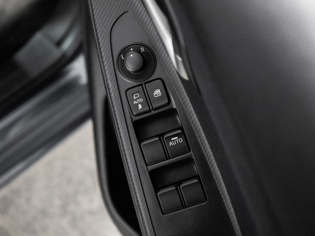 Mazda Demio 2019 - фото автомобиля