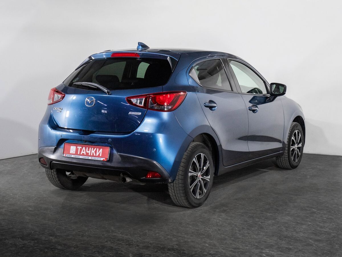 Mazda Demio 2019 - фото автомобиля