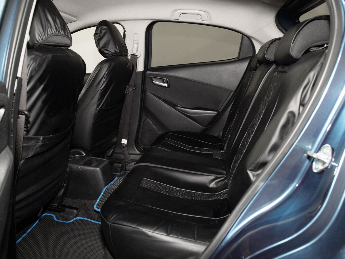 Mazda Demio 2019 - фото автомобиля