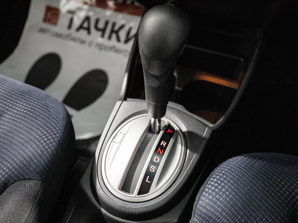 Honda Fit 2012 - фото автомобиля