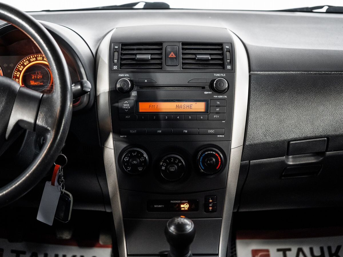 Toyota Corolla 2008 - фото автомобиля