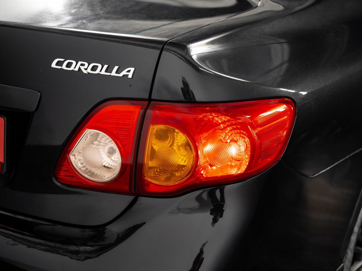 Toyota Corolla 2008 - фото автомобиля