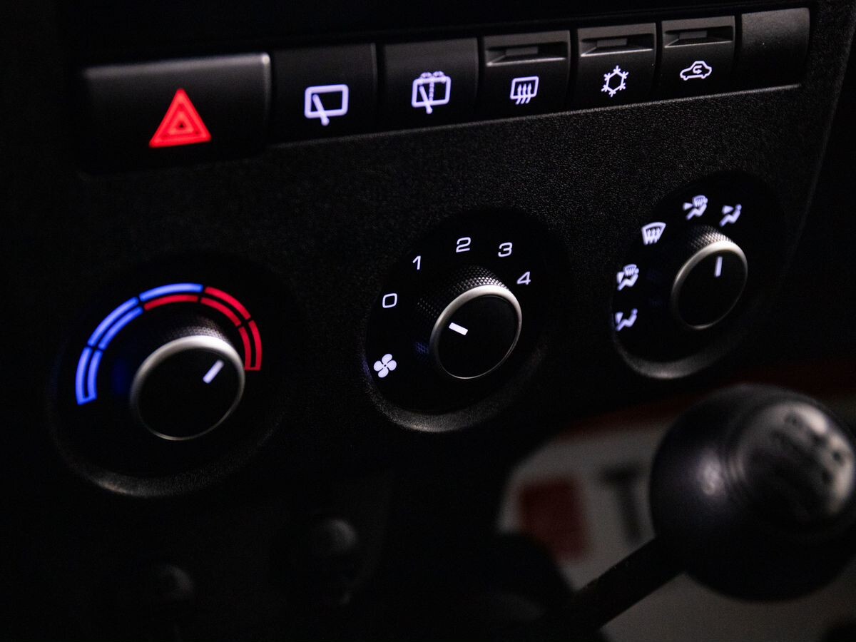 Лада Нива Легенд 2024 - фото автомобиля