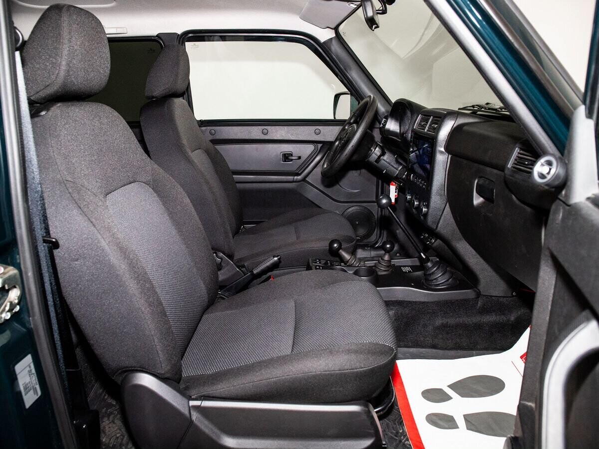 Лада Нива Легенд 2024 - фото автомобиля