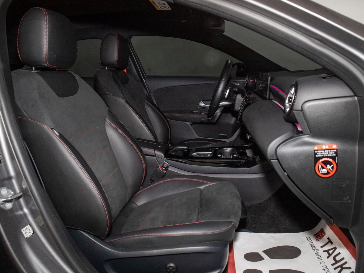 Mercedes-Benz A-Class 2021 - фото автомобиля