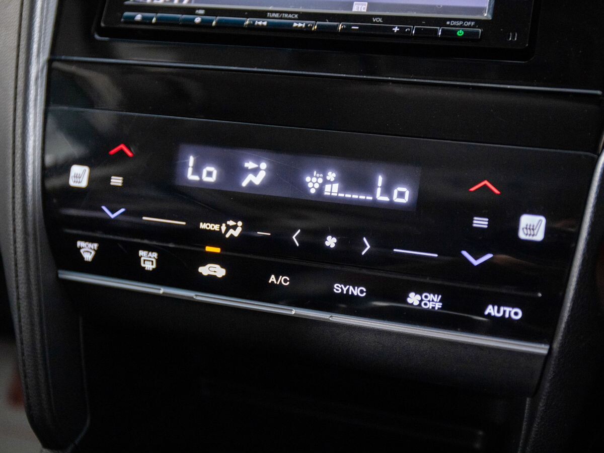 Honda Shuttle 2017 - фото автомобиля