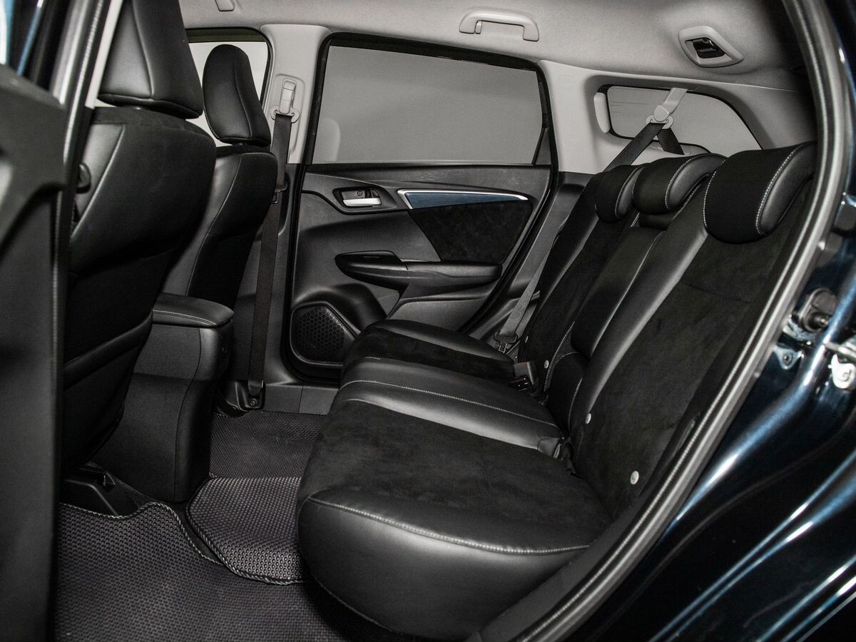 Honda Shuttle 2017 - фото автомобиля