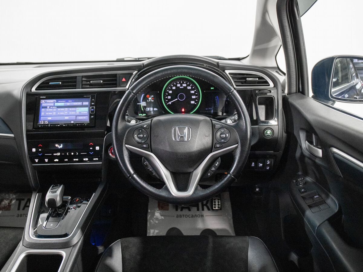 Honda Shuttle 2017 - фото автомобиля