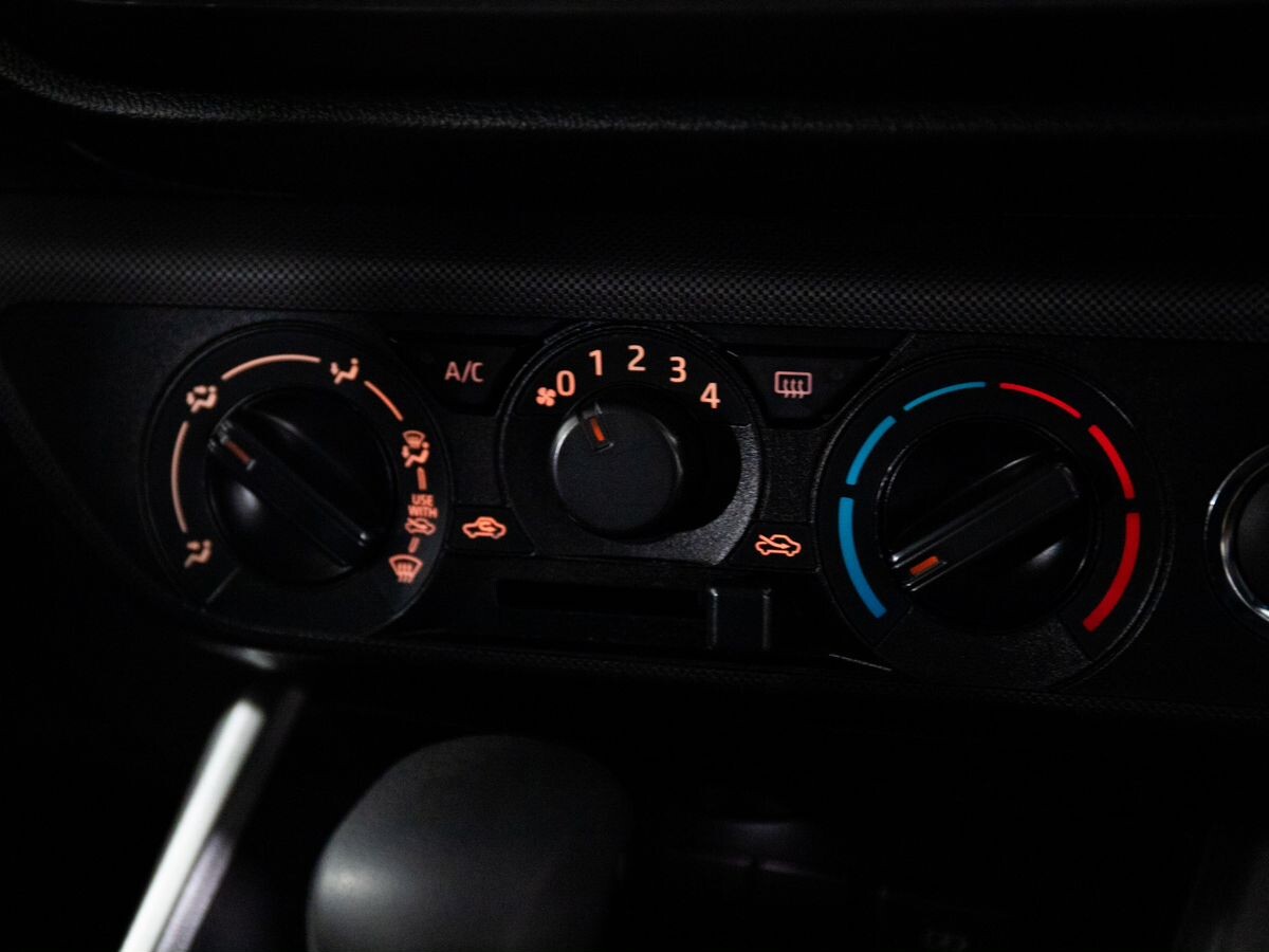 Toyota Raize 2021 - фото автомобиля