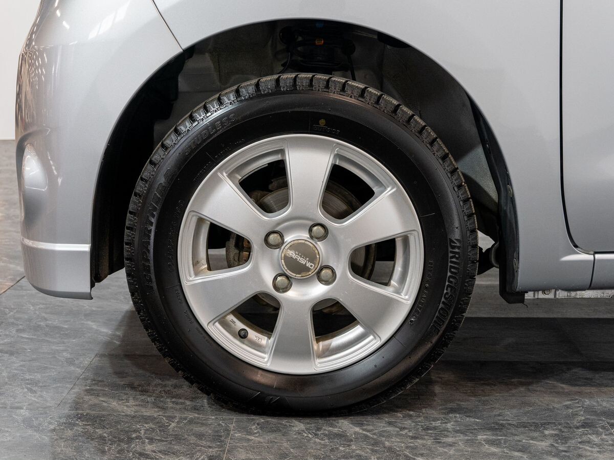 Daihatsu Move 2011 - фото автомобиля