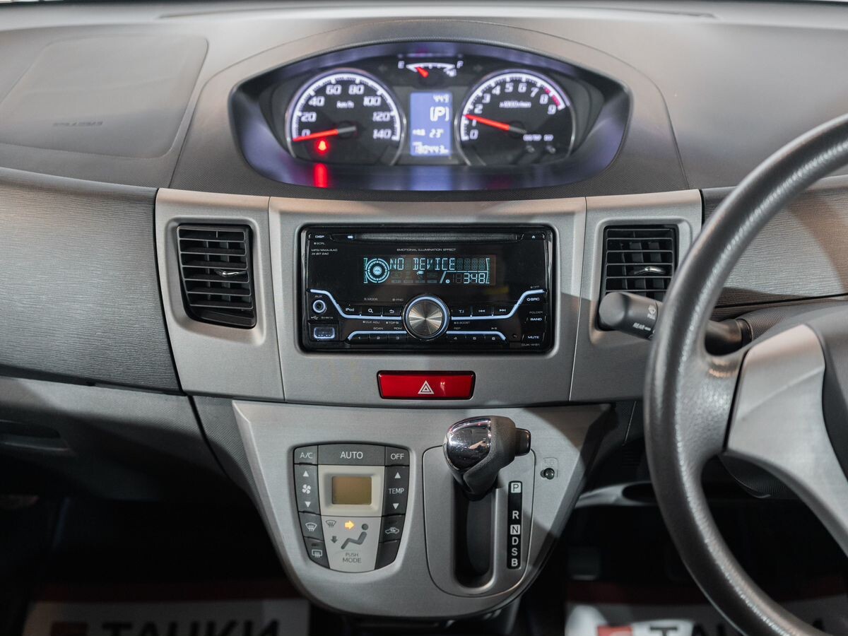 Daihatsu Move 2011 - фото автомобиля